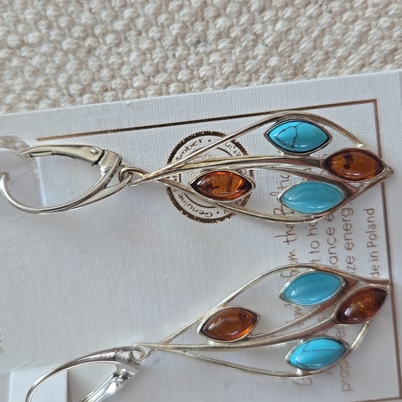 NWT gorgeous Midwest Amber earrings. - Picture 3 of 6